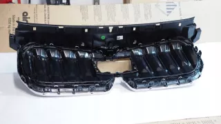 9880307 5A0BB86 5A0BB87 Решетка радиатора BMW X1 U11 Арт e10571822, вид 4