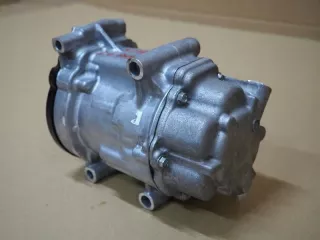 0424000500 Компрессор кондиционера Toyota C-HR Арт AL14645193981, вид 3