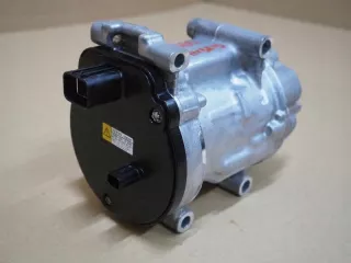 0424000500 Компрессор кондиционера Toyota C-HR Арт AL14645193981, вид 4