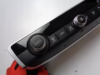 83A820043AB Блок управления печки/климат-контроля Audi A1 Арт AL14719891293_2, вид 2