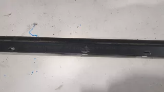 8E0853764G Молдинг стекла двери наружный Audi A4 B6 Арт 20376969, вид 3