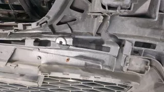 1P0853667C Заглушка (решетка) в бампер передний Seat Leon 2 Арт 11055122, вид 2