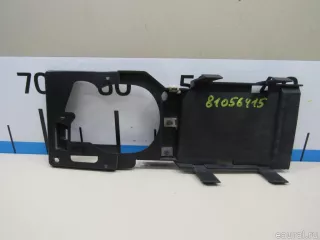 51117906498 BMW Кронштейн фары противотуманной правой BMW 3 E90/E91/E92/E93 Арт E81056415
