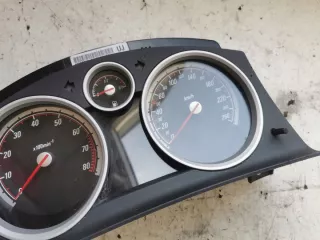 13230590 Щиток приборов (приборная панель) Opel Zafira B Арт e9479630, вид 3