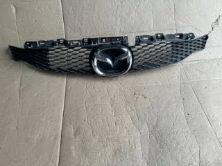mazda_mx-30_DN4E-50711 Решетка радиатора Mazda MX-3 Арт e10575687, вид 1