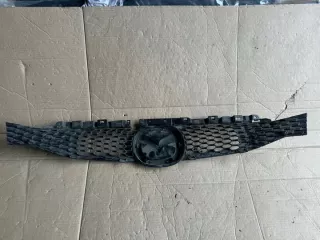 mazda_mx-30_DN4E-50711 Решетка радиатора Mazda MX-3 Арт e10575687, вид 2