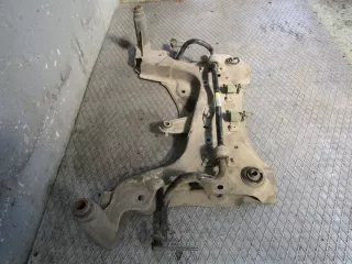 546110003R 546110003R--- Балка подвески передняя (подрамник) Renault Megane 3 Арт e10591290, вид 2