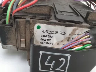 9452552 9452553 Блок предохранителей Volvo S60 2 Арт e10592742, вид 4