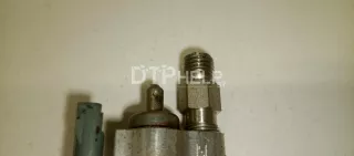 13537589048 Форсунка инжекторная электрическая BMW 1 E81/E82/E87/E88 Арт AM23732977, вид 4