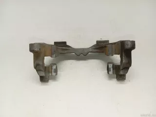 8V0615425 VAG Скоба суппорта заднего Volkswagen Jetta 7 Арт E23784745, вид 3