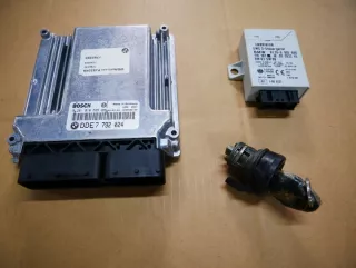 7792024 7792293 6905666 Блок управления двигателем BMW 3 E46 Арт e12675269, вид 1