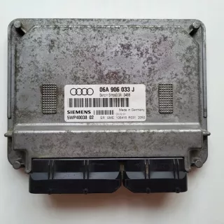 06A906033J Блок управления двигателем Audi A3 8L Арт e12674420, вид 1
