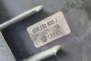 038133835J Корпус воздушного фильтра Audi A4 B6 Арт e12670987, вид 3