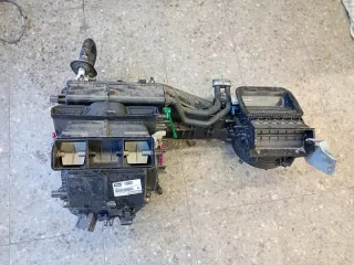 8E1820005B 8e1820005B Отопитель в сборе (печка) Audi A4 B6 Арт e12669511, вид 1