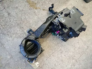 8E1820005B 8e1820005B Отопитель в сборе (печка) Audi A4 B6 Арт e12669511, вид 9