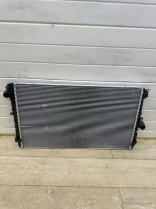 9846872 Радиатор (основной) BMW 2 U06 Арт e12665389, вид 1