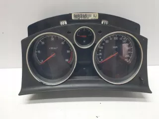 13225980 Щиток приборов (приборная панель) Opel Zafira B Арт e12664961, вид 1