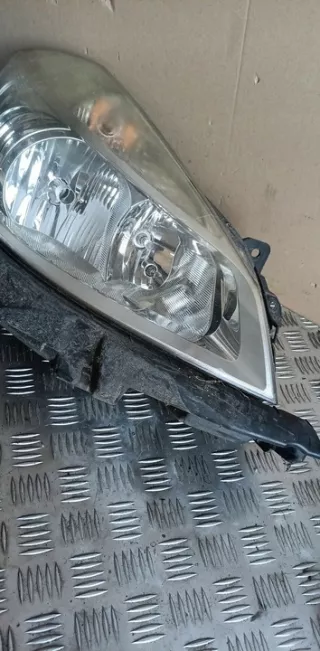 8200244897 Фара правая Renault Clio 3 Арт e12662758, вид 2