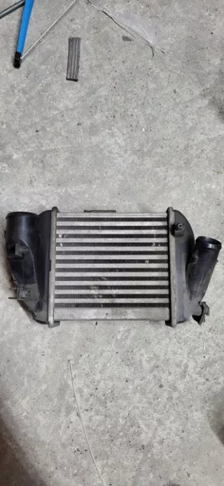 8E0145805P Интеркулер Audi A4 B6 Арт e12660461, вид 1
