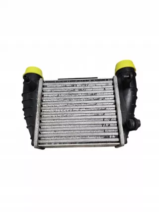 8E0145806Q 487043N AI4364 NRF30378RS4 Интеркулер Audi A4 B7 Арт e12660460, вид 1