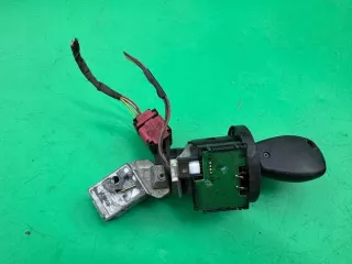8200565863 2005-2012 Блок управления двигателем Renault Clio 3 Арт e12653024, вид 2