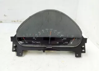 A1685403911 Щиток приборов (приборная панель) Mercedes A W168 Арт e12641205, вид 1