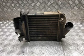 8E0145805P Интеркулер Audi A4 B7 Арт e12639564, вид 1
