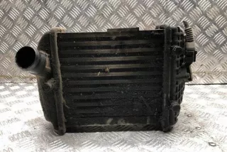 8E0145805P Интеркулер Audi A4 B7 Арт e12639564, вид 3