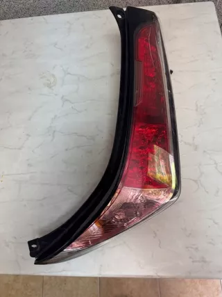  Фонарь задний правый Toyota Aygo 2 Арт e12627726, вид 1
