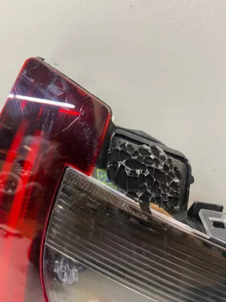 63217389605 63217389605-03 Фонарь задний левый BMW i3 Арт e12625911, вид 2