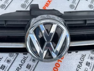 5G0853653E 5G0853653 Решетка радиатора Volkswagen Golf 7 Арт e12617296, вид 4
