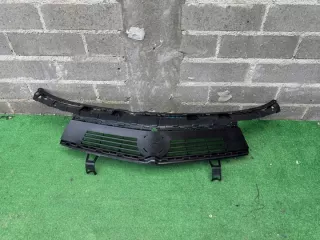 9839953880 Решетка радиатора Opel Astra L Арт e12616823