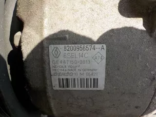 8200956574-A Компрессор кондиционера Renault Megane 3 Арт e12612990, вид 2