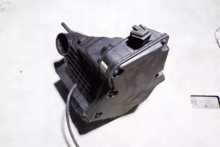 8K0133835C Корпус воздушного фильтра Audi Q5 1 Арт e12607964, вид 4