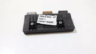 2015-2021 1068116-00-A Блок комфорта Tesla model X Арт e12604819, вид 3