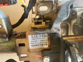 8200937929 Насос гидроусилителя руля Renault Clio 3 Арт e12600630, вид 4
