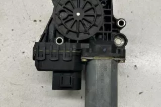 0130821786 Моторчик стеклоподъемника Audi A4 B7 Арт e12594749, вид 2