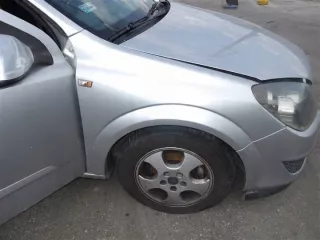  Крыло переднее правое Opel Astra H Арт e12587205, вид 1