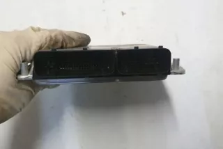 8E0907401M Блок управления двигателем Audi A4 B6 Арт e12586362, вид 1