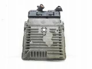 03L906023PT Блок управления двигателем Audi A1 Арт e12586188, вид 3