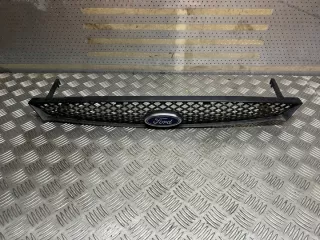 98AB8200CE Решетка радиатора Ford Focus 1 Арт e12560369, вид 1