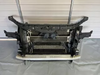 Передняя панель крепления облицовки (телевизор) Audi Q7 4L Арт e12550624, вид 1
