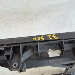 8V0805588A Передняя панель крепления облицовки (телевизор) Audi A3 8V Арт e12550534, вид 2