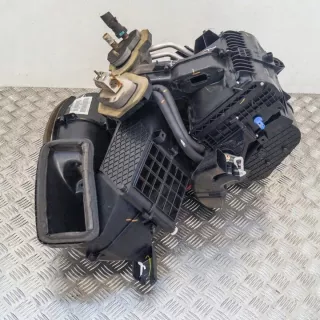 8V5119B555AP Отопитель в сборе (печка) Ford Fiesta 5 Арт e12537306, вид 4