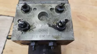 0273004283 8E0614111B Блок ABS Volkswagen Passat B5 Арт e12533464, вид 4
