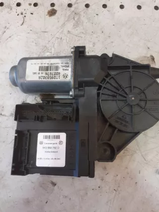1K0959792D Моторчик стеклоподъемника Volkswagen Touran 1 Арт e12532627, вид 1