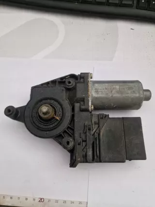 101439203 Моторчик стеклоподъемника Volkswagen Golf 4 Арт e12532456, вид 2