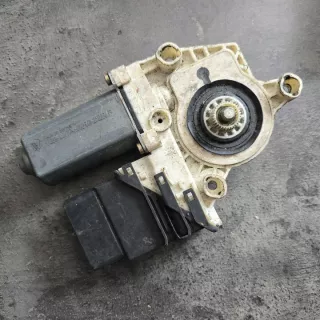 105407301 Моторчик стеклоподъемника Volkswagen Golf 4 Арт e12532427, вид 1