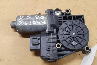 0130821785 Моторчик стеклоподъемника Audi A6 C5 (S6,RS6) Арт e12530745, вид 1