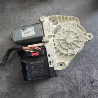 1K0959792G Моторчик стеклоподъемника Audi A3 8P Арт e12530476, вид 1